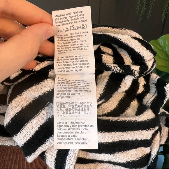 Madewell black and white stripe shirt style #L0852 size medium - Picture 7 of 9